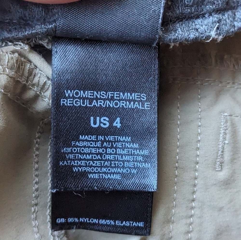 The North Face Stretch Nylon Hiking Bermuda Shorts Size 4 Khaki Tan - Picture 6 of 10